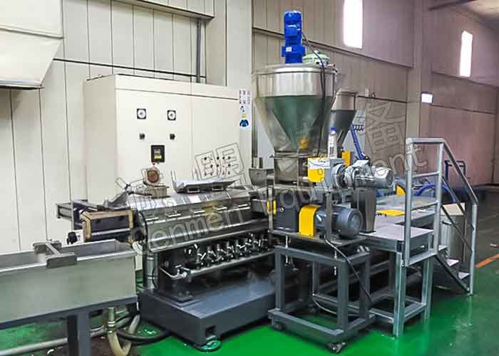 380V 50Hz Recycling Granulator Machine Twin Screw Rubber Plastic Granules Machine